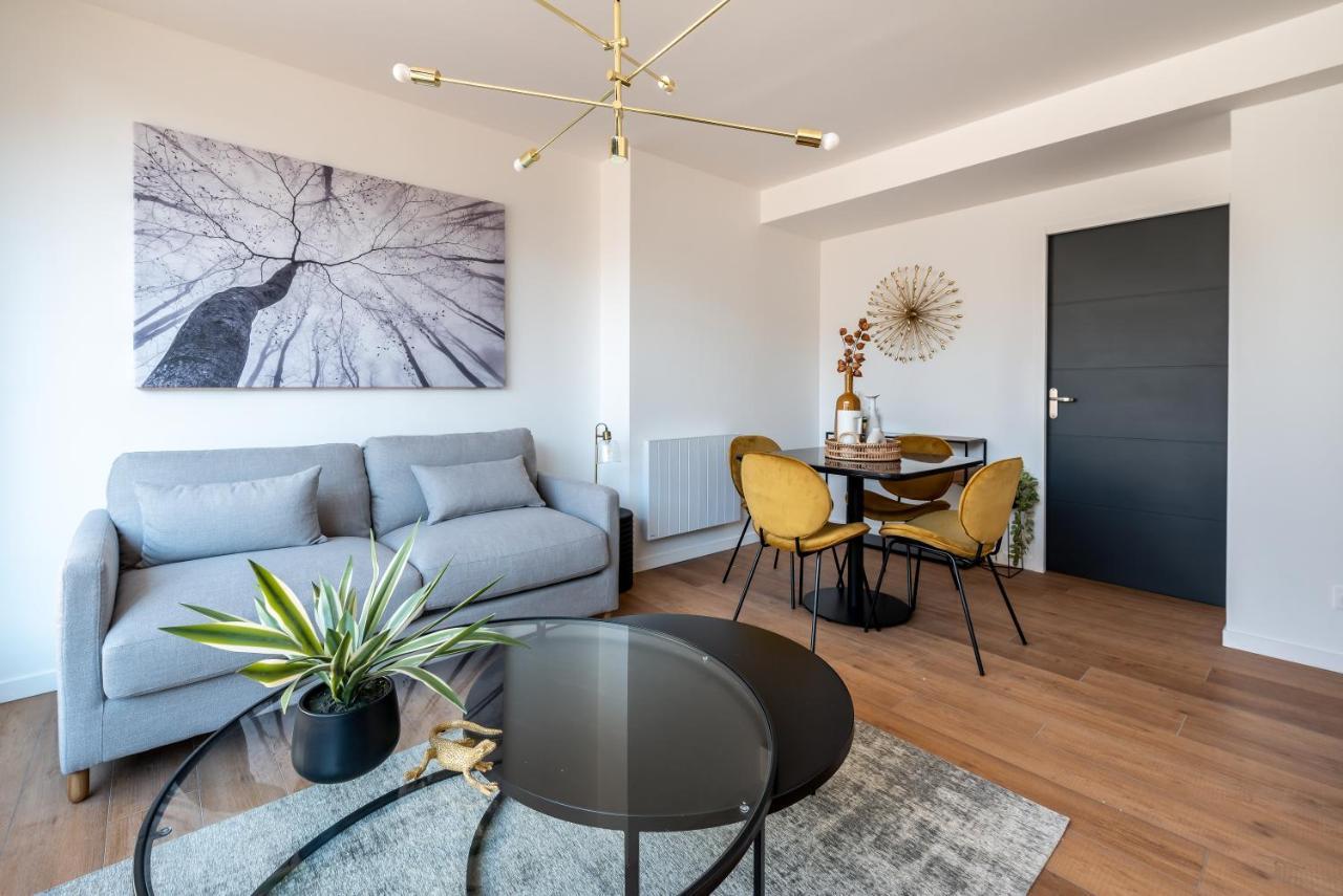 Downtown Rooftop - Centre Ville - Wifi - Terrasse - Netflix Amiens Luaran gambar