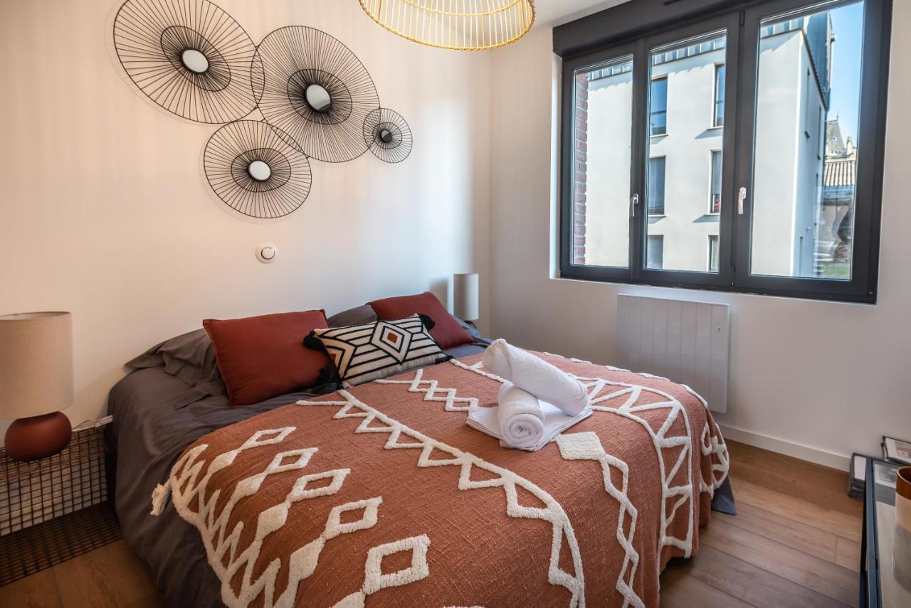 Downtown Rooftop - Centre Ville - Wifi - Terrasse - Netflix Amiens Luaran gambar