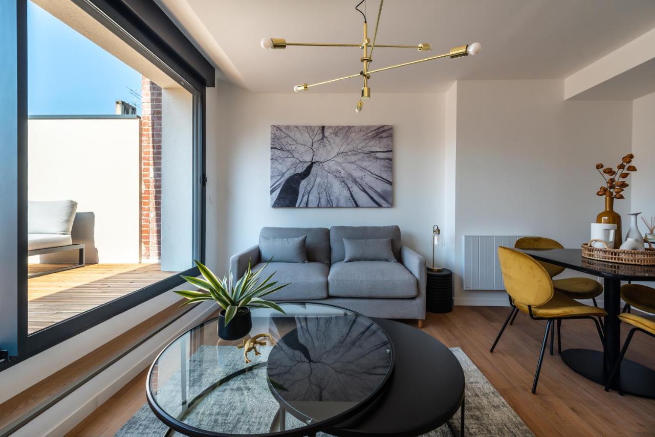Downtown Rooftop - Centre Ville - Wifi - Terrasse - Netflix Amiens Luaran gambar